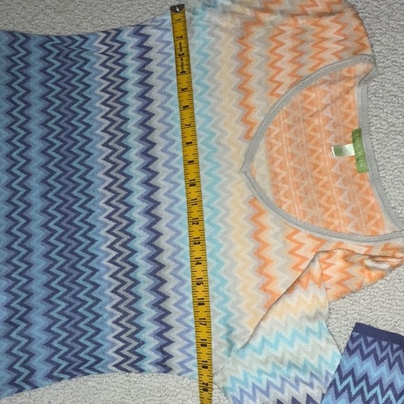 Sigrid Olsen Silk Rayon Zig Zag Pattern Pullover V Neck Top Petite Large Modern - Picture 9 of 13